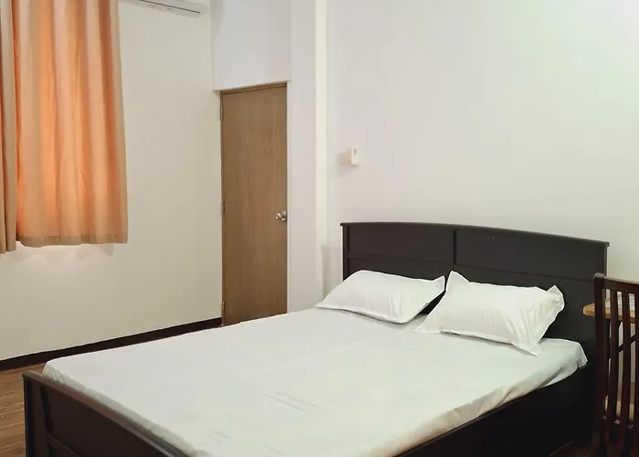 Zeleny Retreat Home Stay